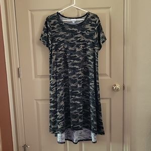 Two LuLaroe Carly and Jessie with pockets. size XL Greens and Browns